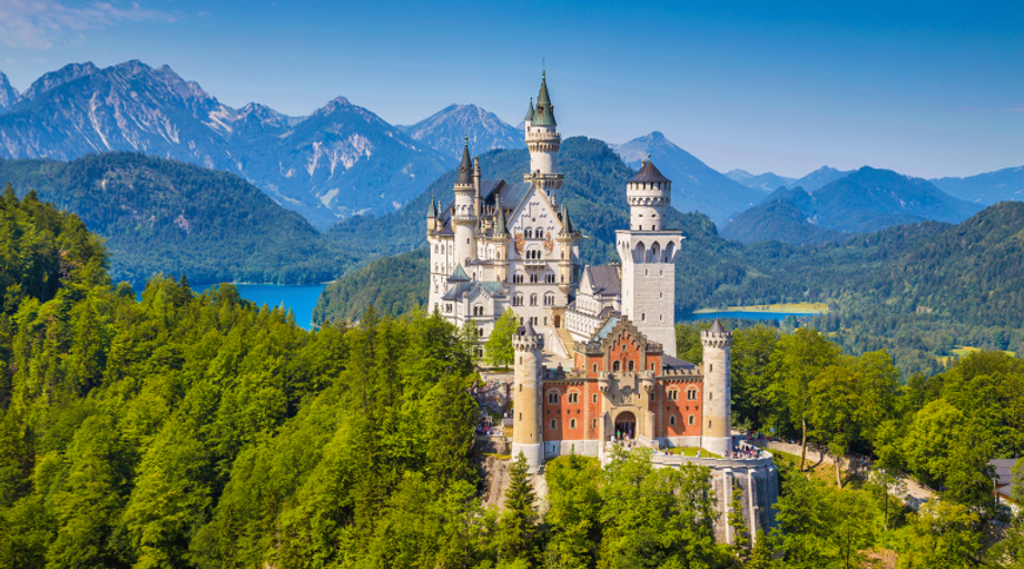 germany-bavaria-neuschwanstein-castle-panorama.adaptive.767.1602516287795.png
