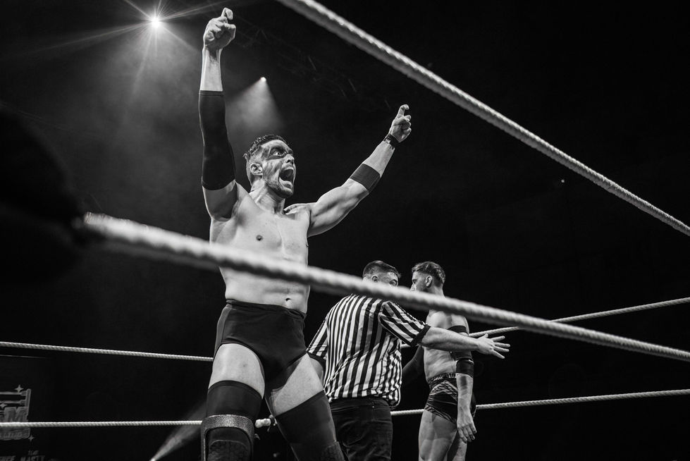 Grimsby%2024%20Mass%20v%20Joey-13