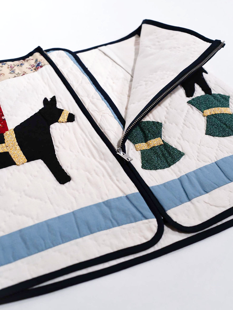 Thumbnail: Patchwork rock kurz Minirock aus Vintage Quilt mit buntem Motiv, Vorderansicht