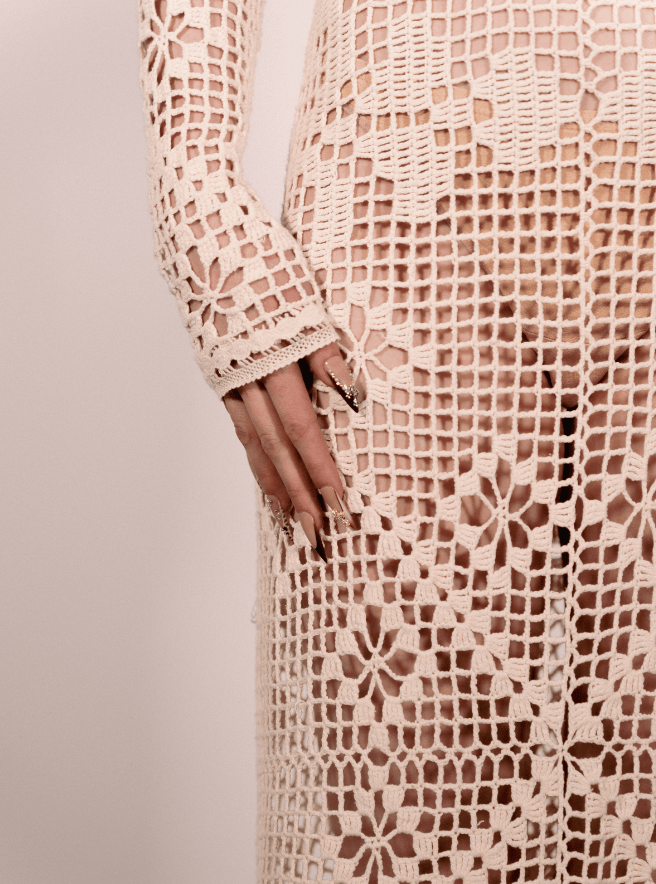 Thumbnail: Maxikleid „L'Éternité“ aus handgefertigtem Vintage-Crochet