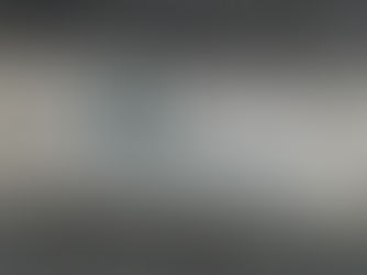 Clínica australiana implanta embrião errado e mulher dá à luz a bebê de outra família