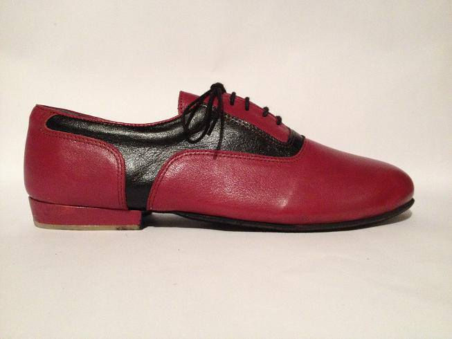 Burgundy leather/black leather