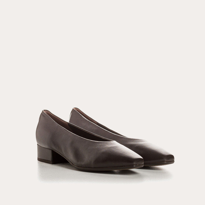 Ballerines femme Reqins Favorite en cuir marron coté
