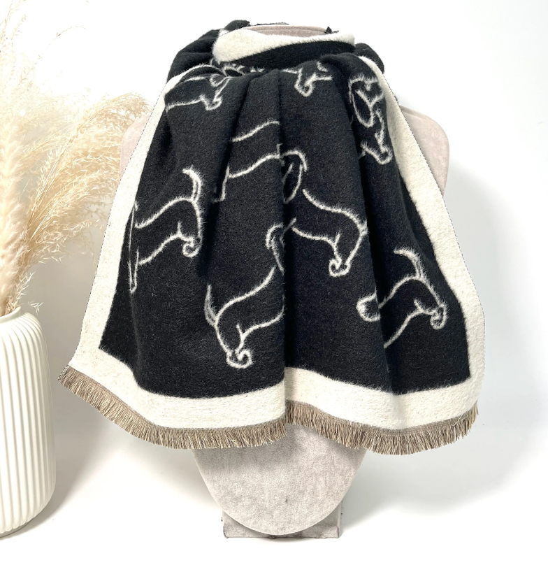 Echarpe chaude noir et blanc motif chien