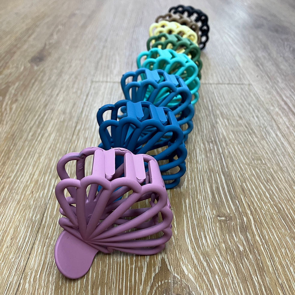 Thumbnail: Mermaid Hair Clips