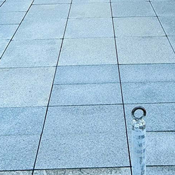 Nettoyage extérieur. Nettoyage professionnel de pierres. Nous redonnons éclat et propreté à vos surfaces en pierres.