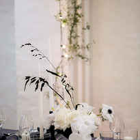 Elegante weiße Floristik