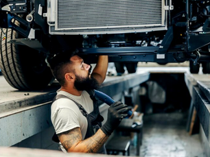 Fleet Maintenance Services in Woodstock: Keeping Your Business on the Road