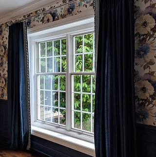 37402463_643797905976413_419190561724746