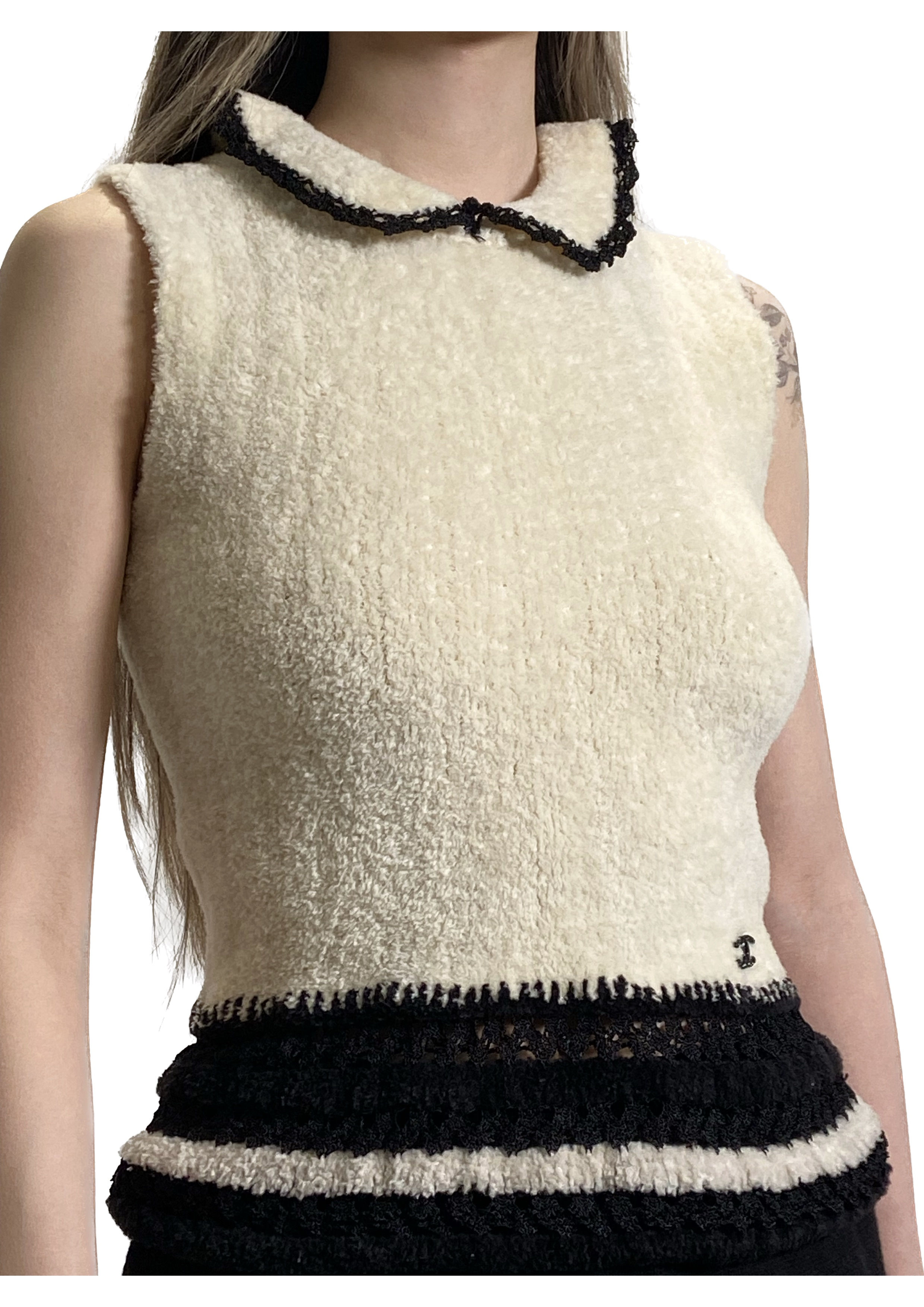 Chanel - CC Logo Lambswool Knit Top