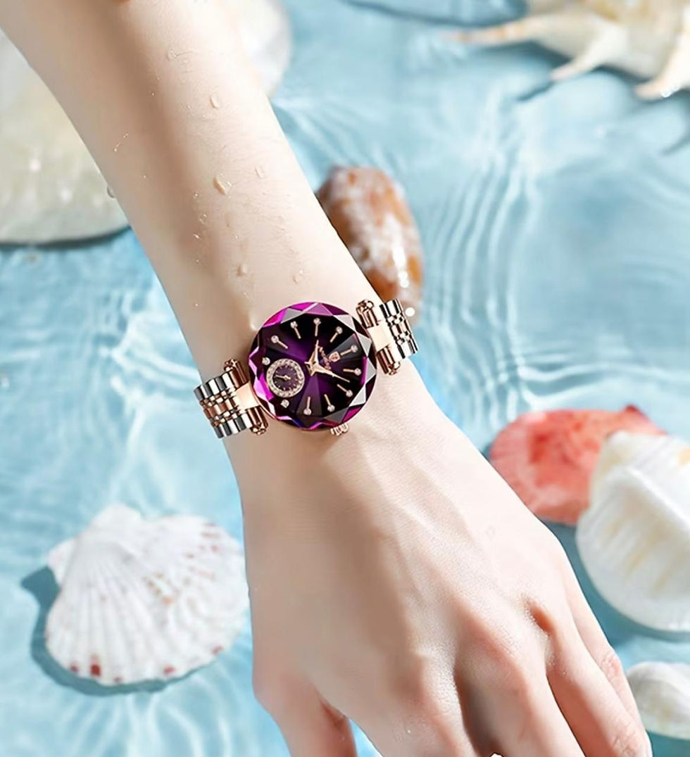 Thumbnail: Women elegant  watch green