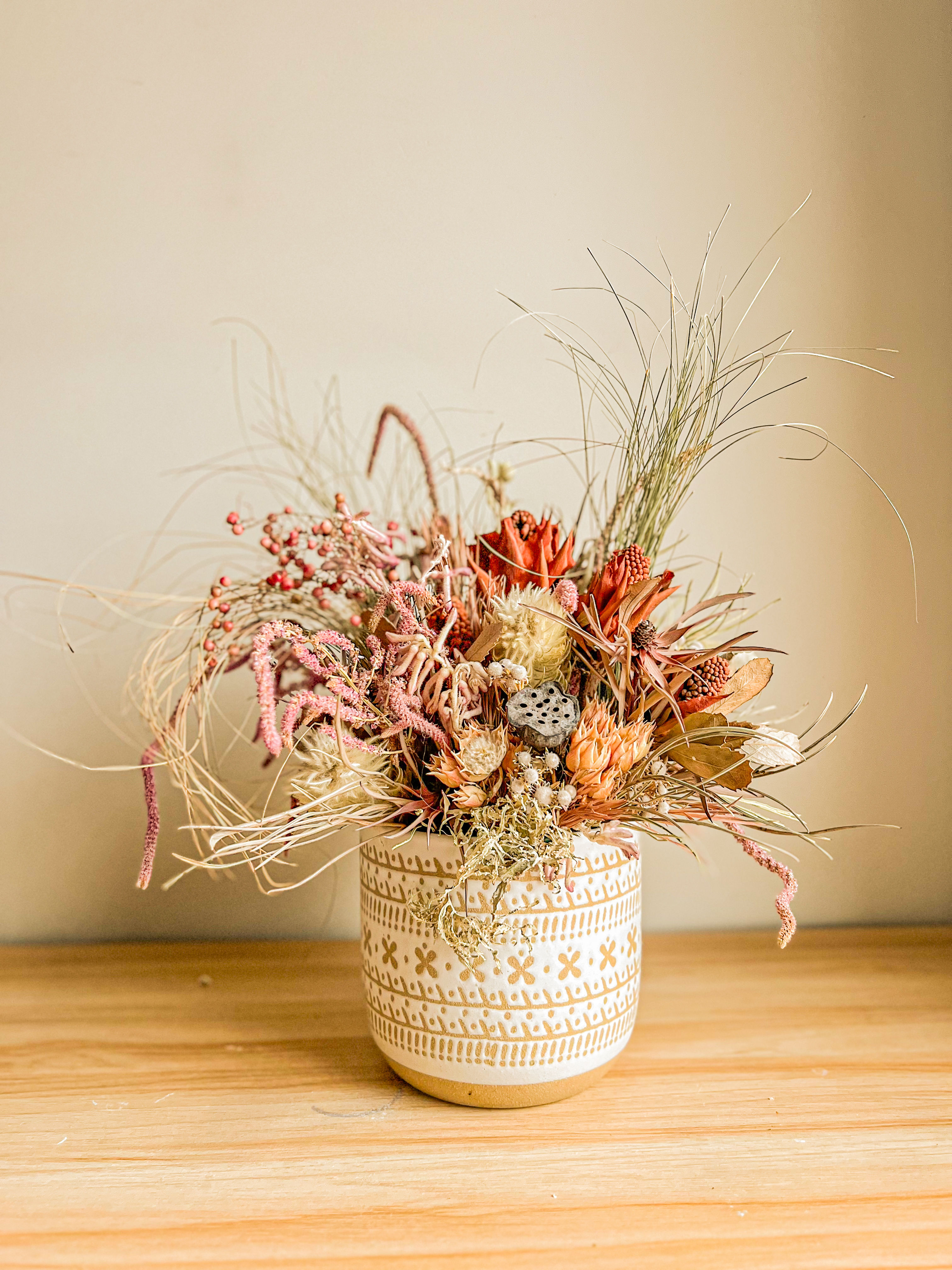 Mixed dried Vase arrangement - Pink 