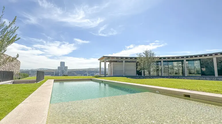 Terraza con alberca cañadas la porta Querétaro amenidades