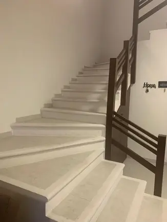 Escalera planta baja Villas Velato Acapulco