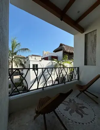 Balcón de villa en Costera Las Palmas