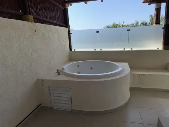 Jacuzzi en amenidades