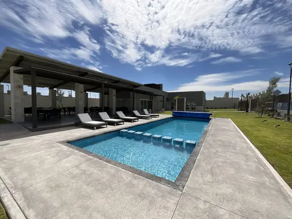 Alberca en privada la vista Querétaro