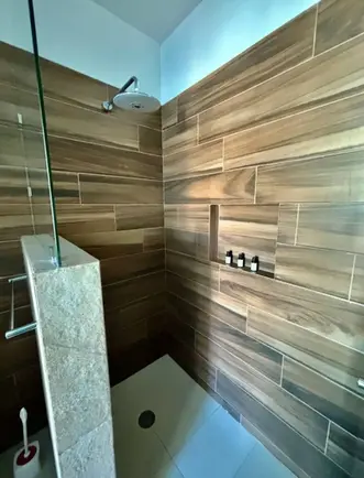Baño secundario villa Costera Las Palmas