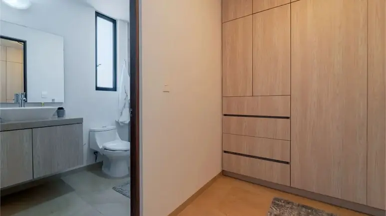 Baño de Casa Roble en Zibatá