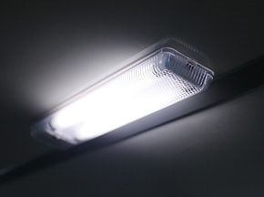 Transporta-Central-Front-Lamp-5813__FillWzQ2MCwzNDVd.jpg