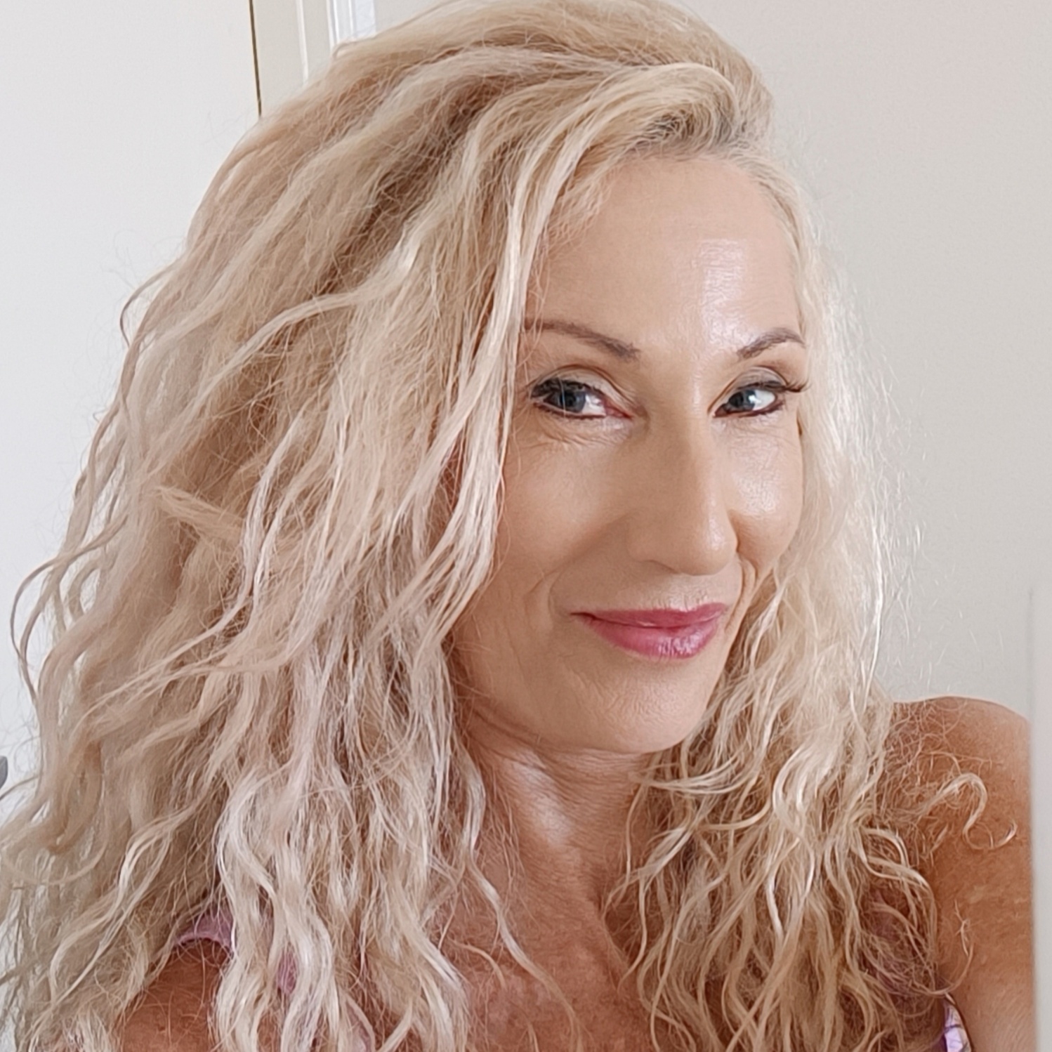 Writer: Yvette Tarot