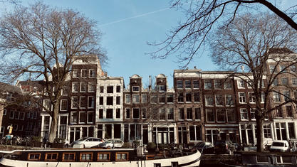 The Shopkeeper at 110 Singel Street