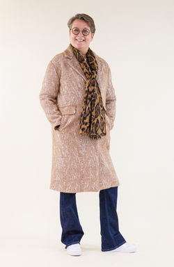 w_anja_rinoenpelle_tussenjas_camel_visgraat