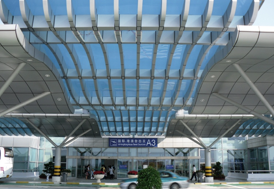 Commercial polycarbonate panels sealed using AntiDUST® tape