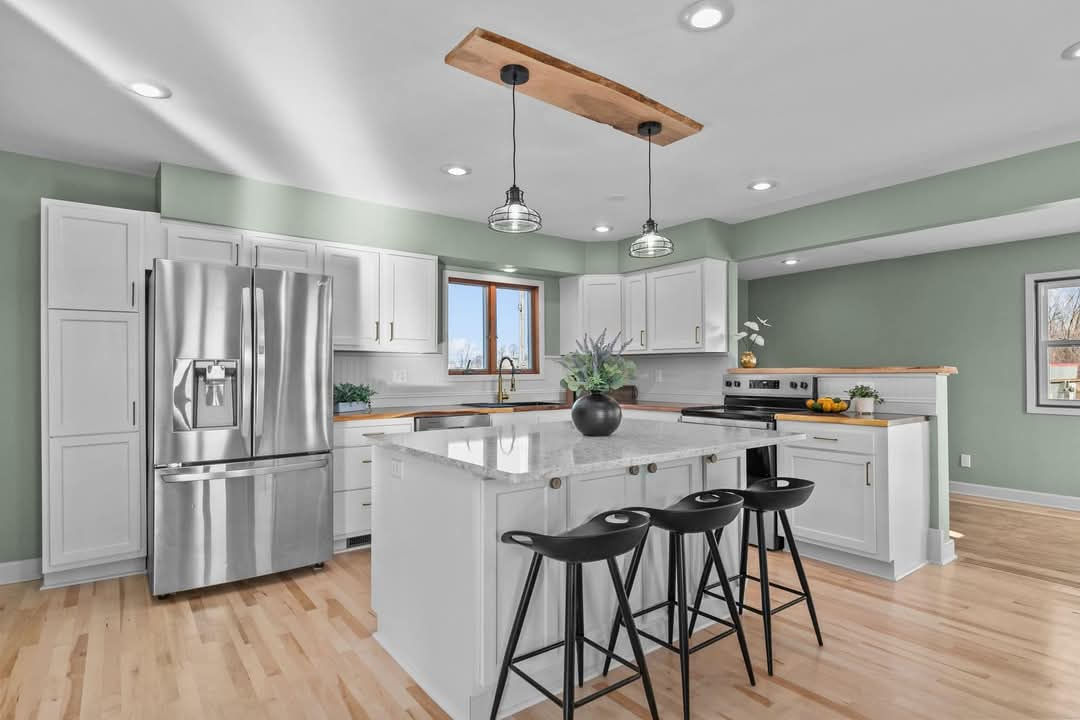 kitchen cabinets