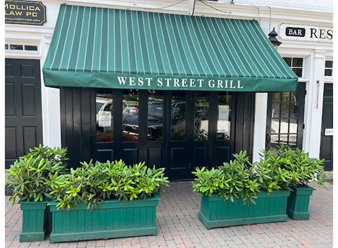 The hallmark of an excellent restaurant is its consistency in the level and quality of the food and drink