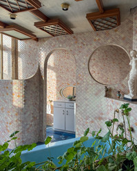 Traditional Portuguese manor house in Vila do Conde near Porto, a historic property with renovation potential.
