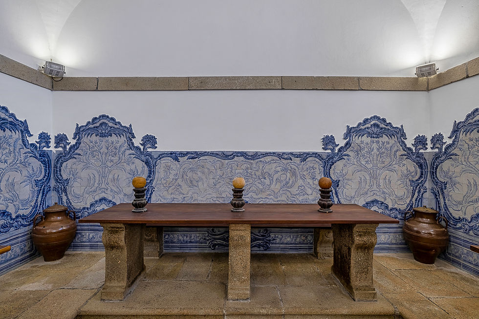 Former refectory lined with blue-and-white azulejo panels with cartouches, foliage and birds, Vila Boa do Bispo