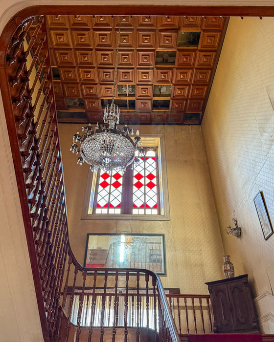 Historic country house for sale in Vila do Conde near Porto, Portugal, with classic architecture and original details.
