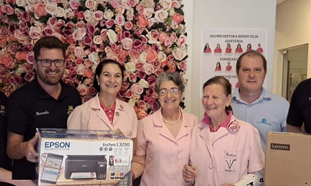Jeep Clube de Pomerode reafirma compromisso com a comunidade ao doar equipamentos à Rede Feminina de Combate ao Câncer