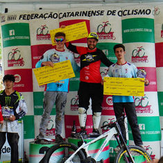 Pomerode conquista o pódio na quinta e última etapa do Campeonato Catarinense de Downhill