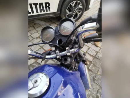 Polícia Militar prende homem por adulteração de sinal identificador de veículo em Rio dos Cedros
