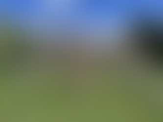 A mais bela Osterbaum da Páscoa 2026 na Rota do Enxaimel é enfeitada com palha de milho