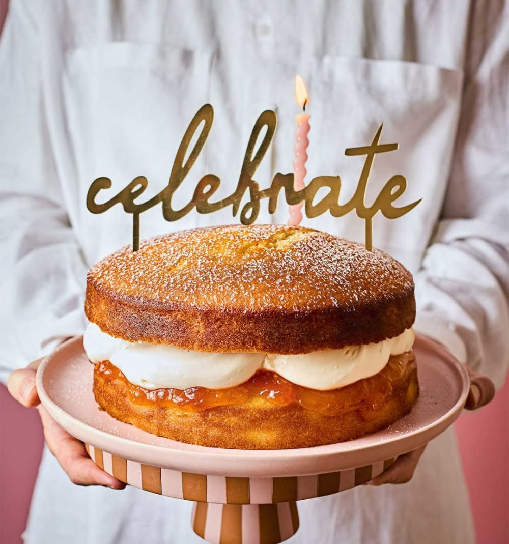 Orange Blossom, Apricot & Honey Cake