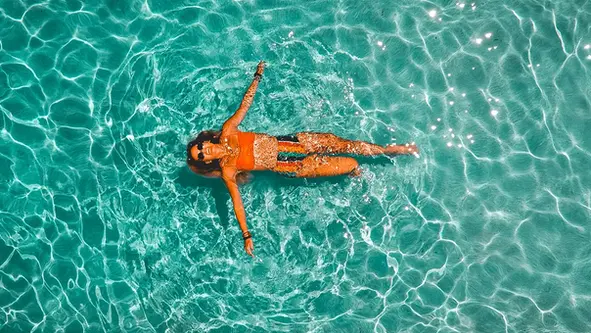 Легионелла обнаружена в общественных бассейнах во Фрибурге и Женеве