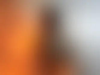 В понедельник вечером на площади Зехселойтенплац в Цюрихе сожгли чучело «Бёгга». Считается, что по тому, в какой момент взорвётся голова снеговика, можно определить какое будет наступающее лето.