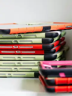 Кантон Валлис запретил использование мобильных телефонов в школах