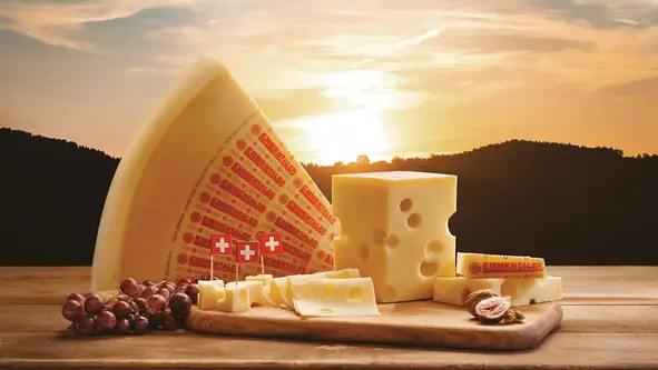 Икона Швейцарии сыр Эмменталь переживает самый серьёзный кризис в своей истории