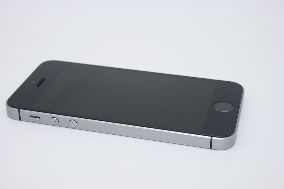 Thumbnail: iPhone SE 32GB Space Grey