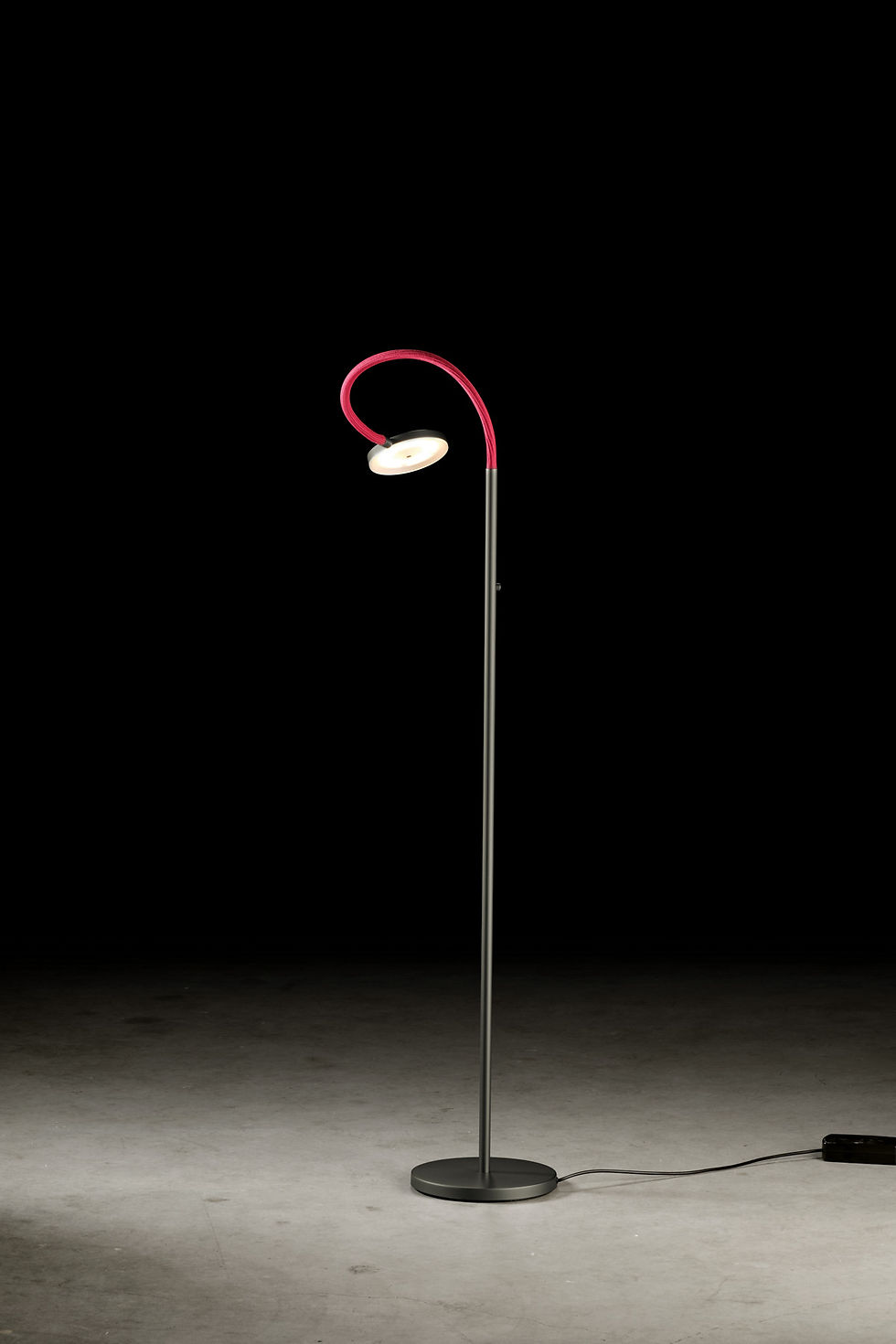 Miniaturbild: Hochwertige LED Standleseleuchte in vielen Varianten