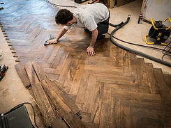 hardwood-floor-installer-1200x900.jpeg