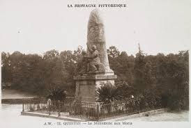 Le Monument aux morts de Quintin