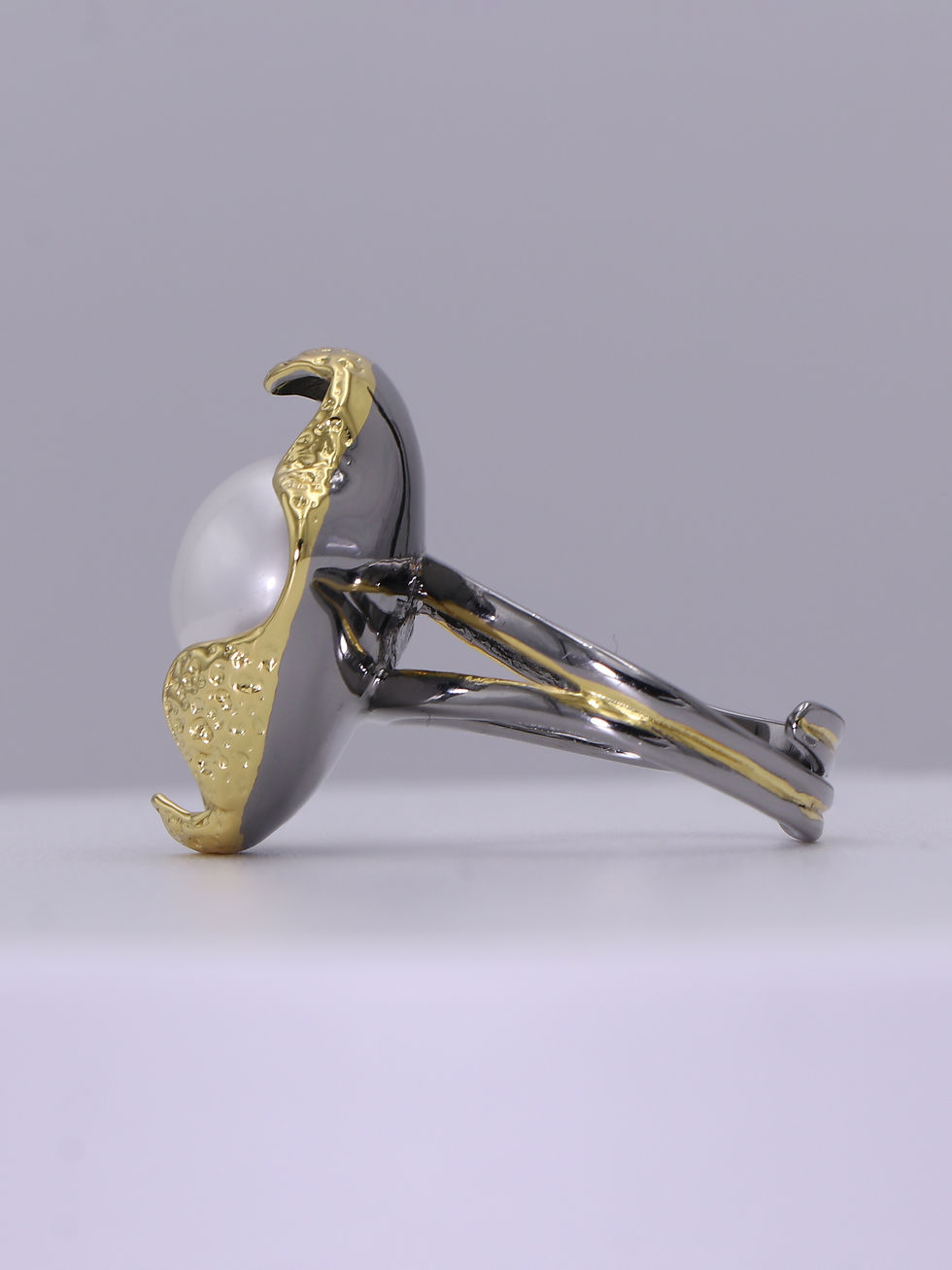 Thumbnail: Lotus Pearl Ring