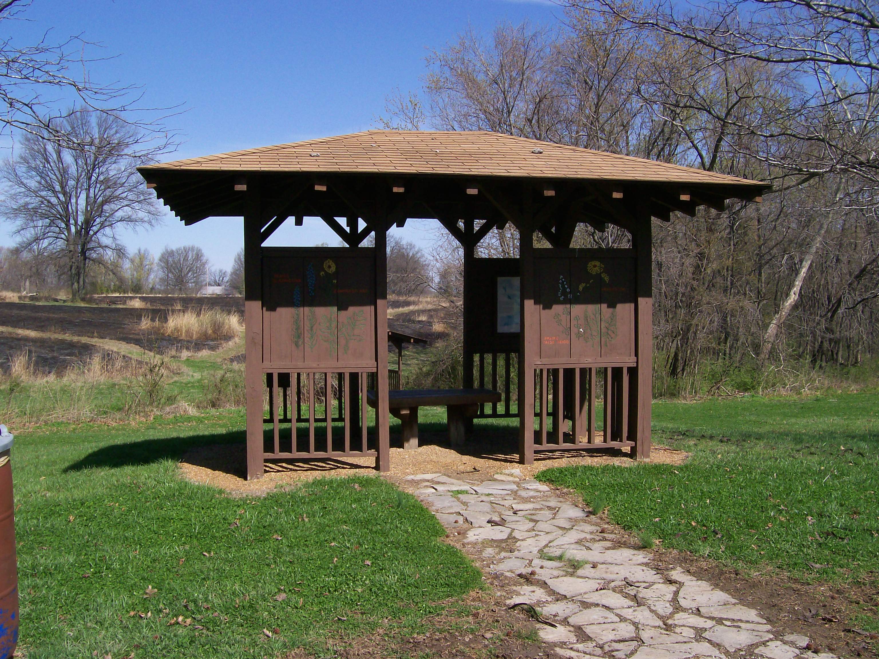 PRAIRIE INFORMATIONAL SHELTER