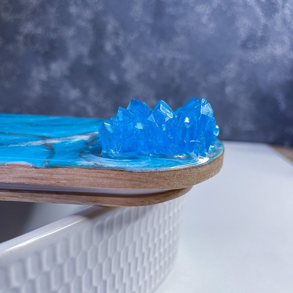 Thumbnail: Geode Canister with crystals
