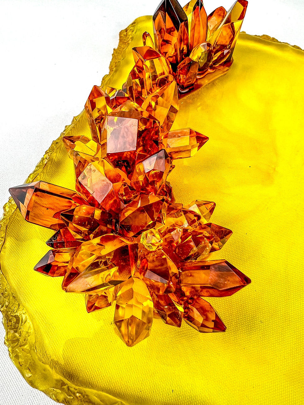 Thumbnail: Amber decor tray with crystals